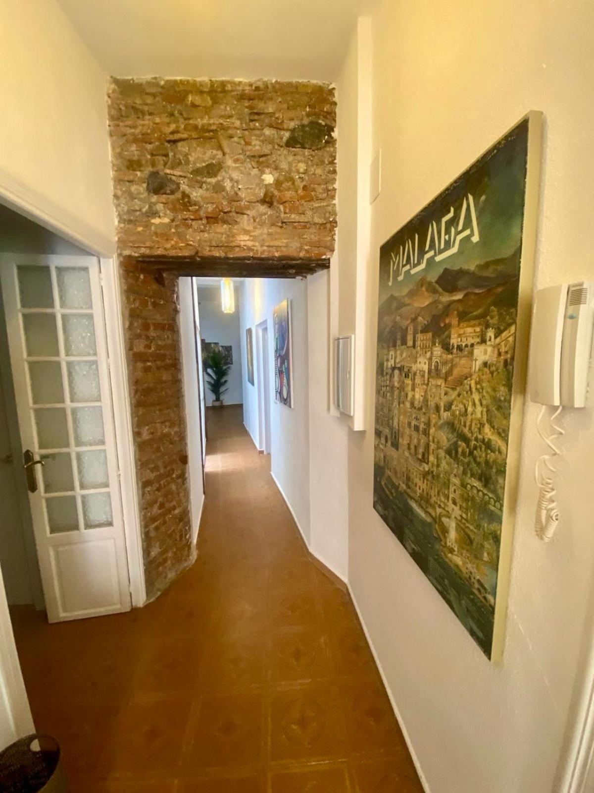 Casa Naty, Espacioso Renovado Apartamento En El Centro De 马拉加 外观 照片