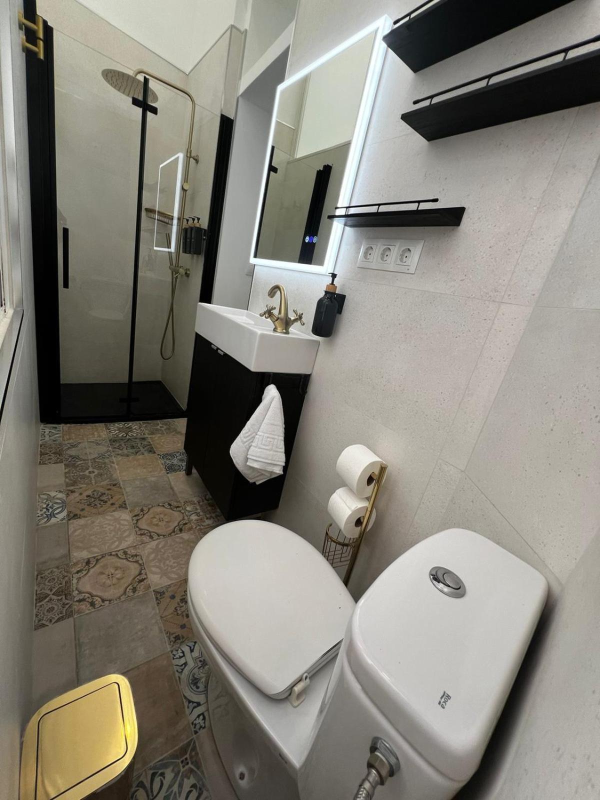 Casa Naty, Espacioso Renovado Apartamento En El Centro De 马拉加 外观 照片